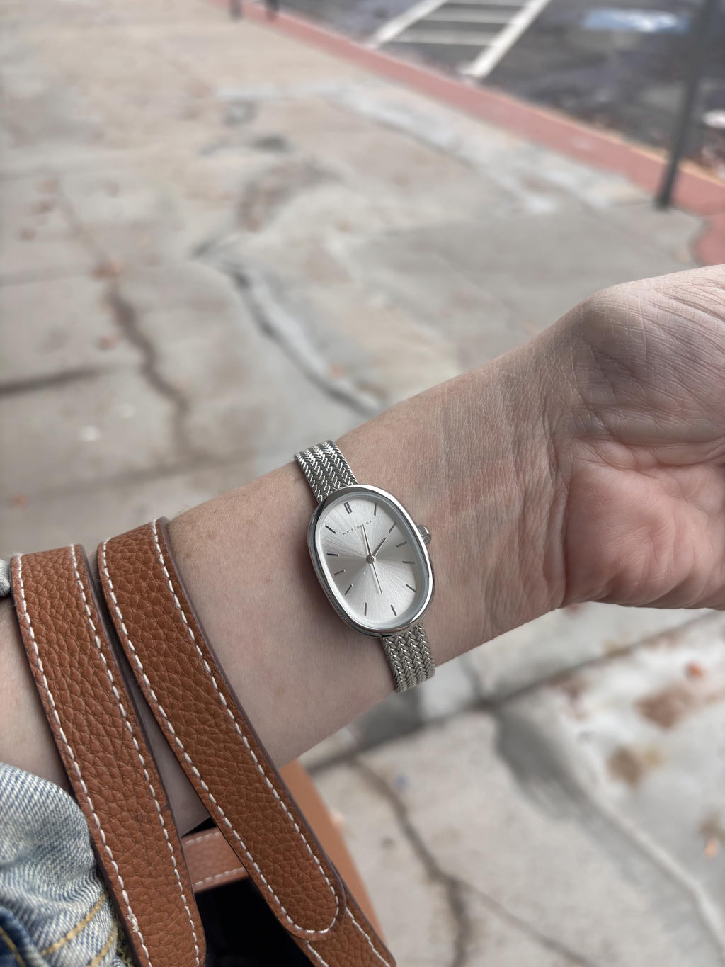 Michelle Oval Watch in Silver with Silver metal mesh band, 24mm